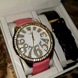 💎Gorgeous 2 pc Guess watch⌚